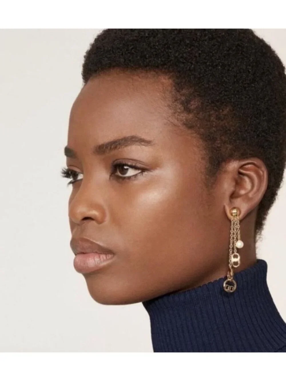 ***NEW!!! Tory Burch Gold & Pearl Chain Dangling Earrings